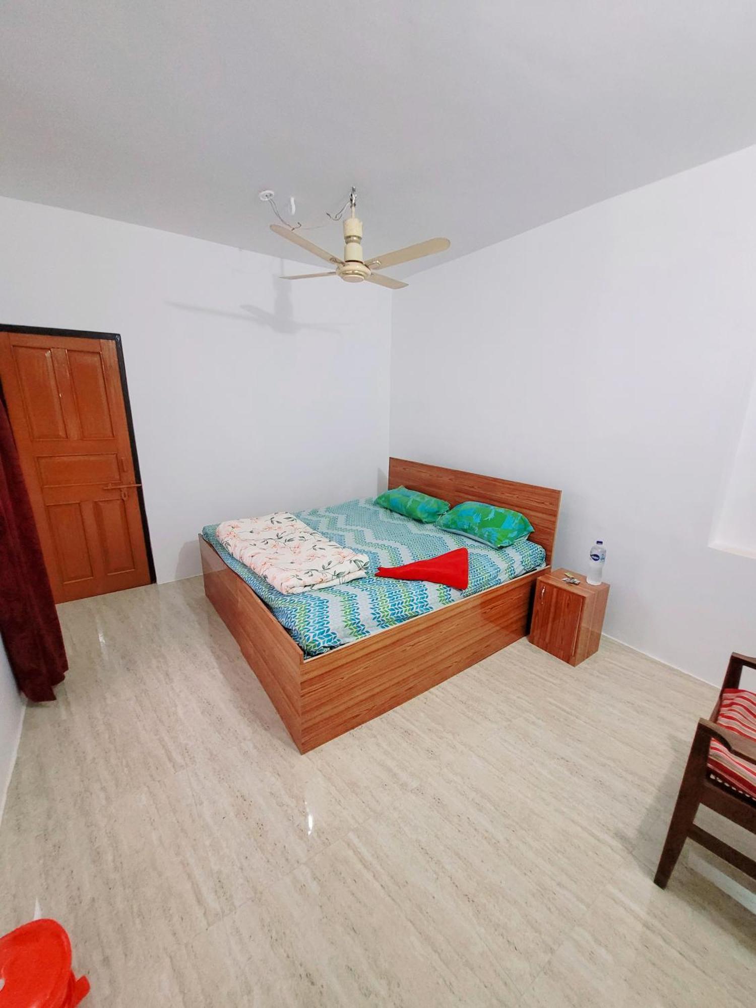 Отель Pushpa Vatika Faizabad Экстерьер фото